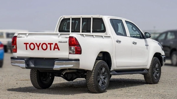 Toyota Hilux Toyota Hilux 2.7L petrol A/T MY24