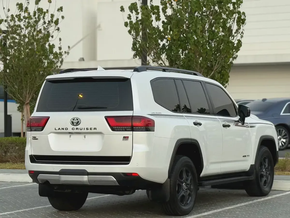 Toyota Land Cruiser GR Sport 2023 – GCC تويوتا لاند كروزر 2023 GR اسبورت صبغ الوكاله-9-9