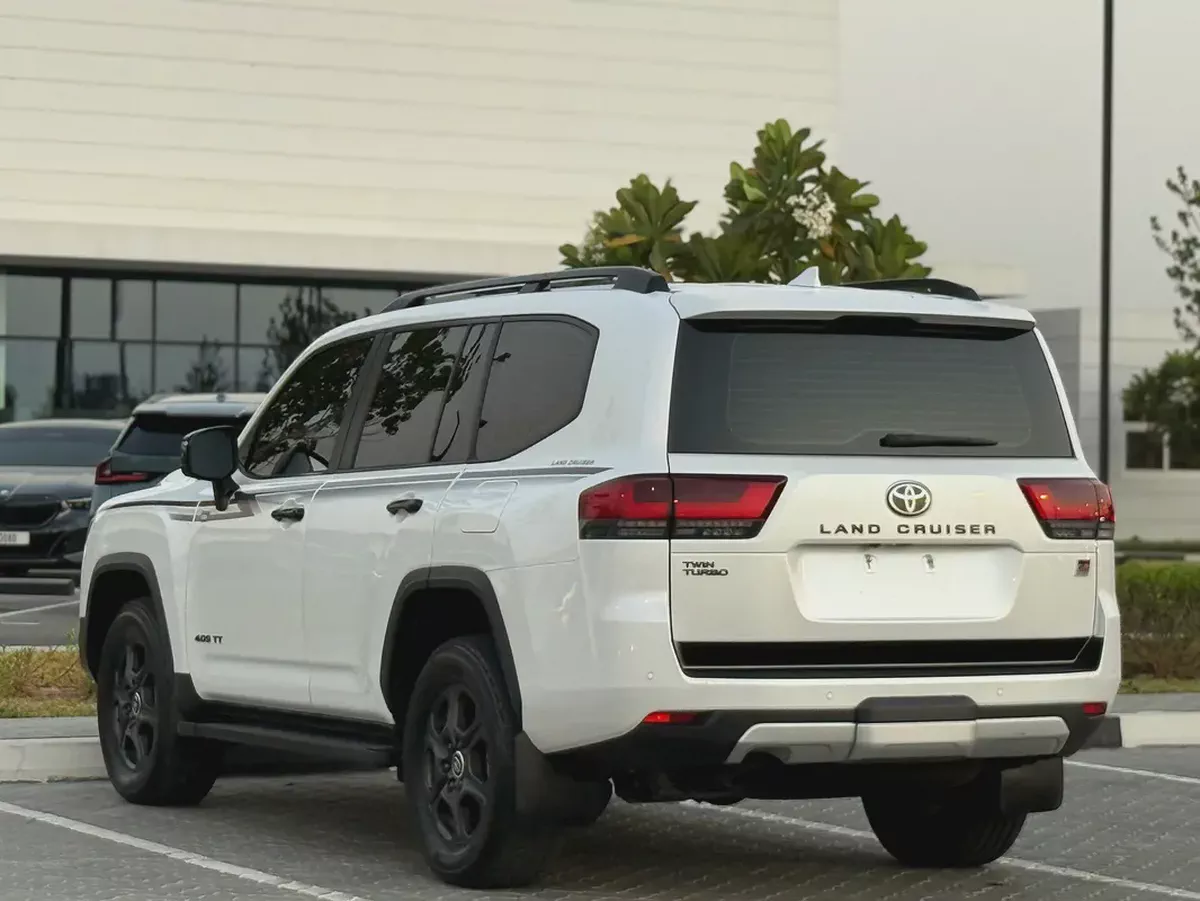 Toyota Land Cruiser GR Sport 2023 – GCC تويوتا لاند كروزر 2023 GR اسبورت صبغ الوكاله-11-11