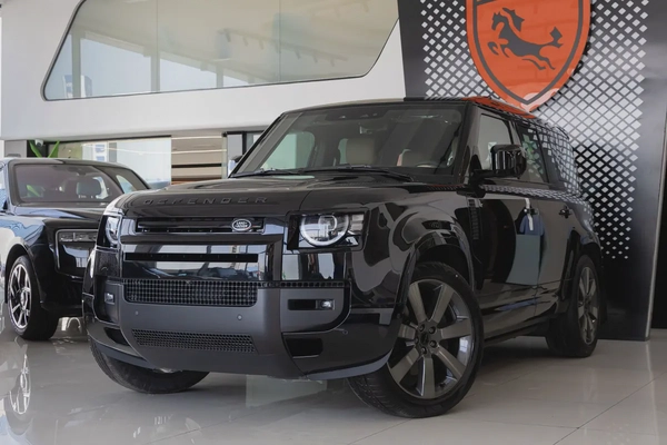 Land Rover Defender | 110 X-Dynamic HSE P400 | GCC Specs | 2026 (Export)