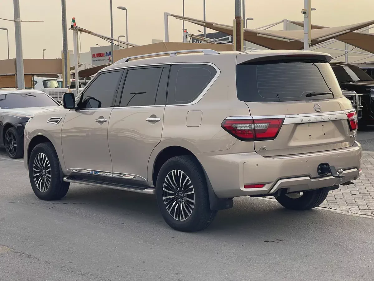 نيسان بترول خليجي 2021 تيتانيوم صبغ وكاله Nissan Patrol LE Titanium 2021 | GCC Specs | Low Mileage-3-3