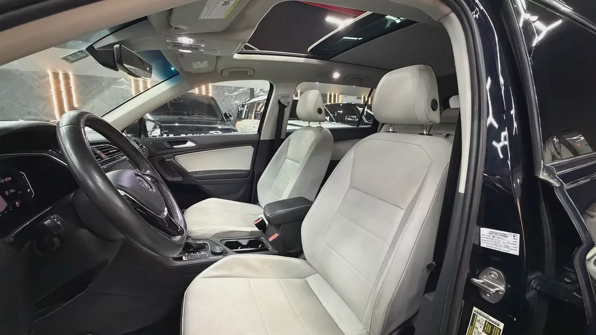 2021 Volkswagen Tiguan Elegance Premium With Warranty-11-11