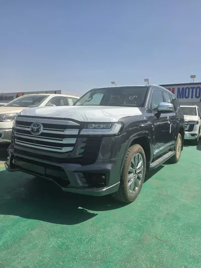 Toyota Land Cruiser LC300 VXR 4.0L 2026 | Grey Exterior-0