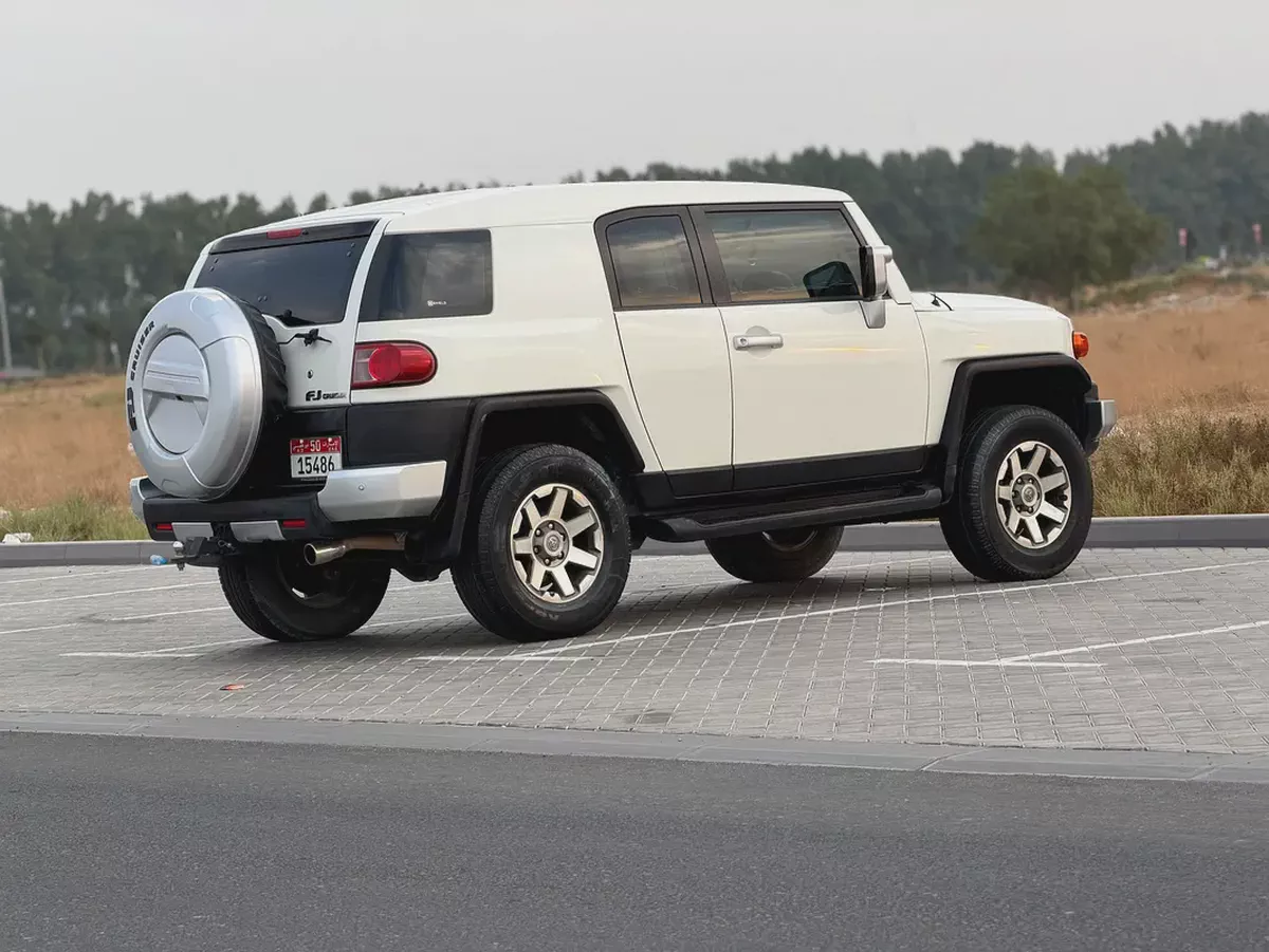 Toyota FJ Cruiser 2008 GXR GCC Specs-15-15