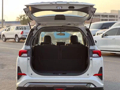 Toyota Veloz GX - EXPORT ONLY - Toyota Veloz G 1.5L-7
