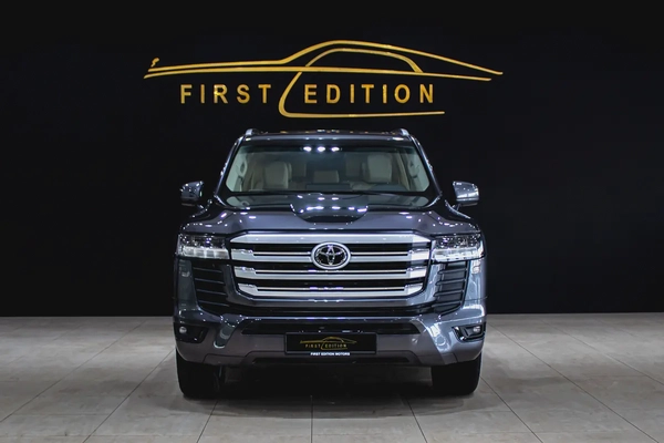 Toyota Land Cruiser GXR 2023 | GCC Specs | 0km l AlFuttaim Warranty