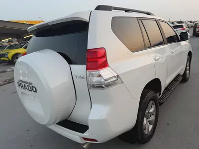 Toyota Prada 2013 white cooor GCc calen car-2