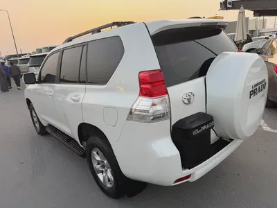 Toyota Prada 2013 white cooor GCc calen car-8
