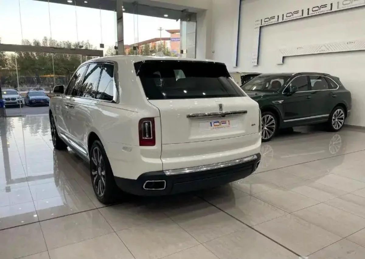 New 2024 Rolls Royce Cullinan-2-2
