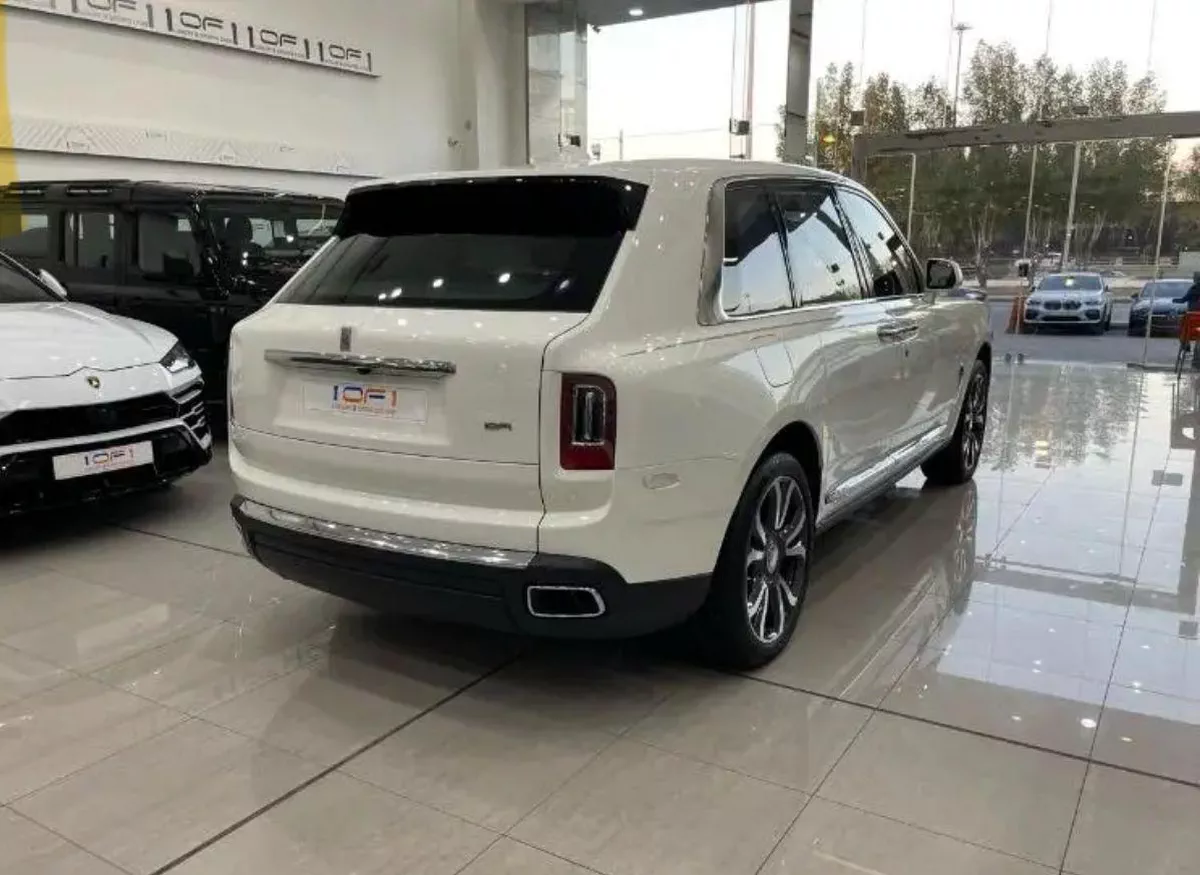New 2024 Rolls Royce Cullinan-4-4