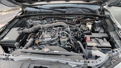 Toyota Fortuner EXR 2.7 v4 petrol 2023-14