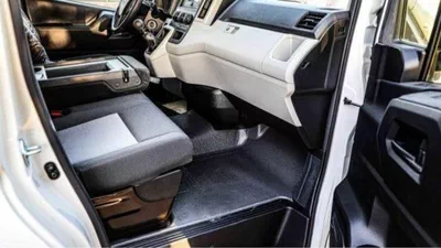 Toyota Hiace GL-9