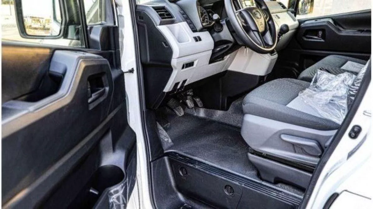 Toyota Hiace GL-12-0