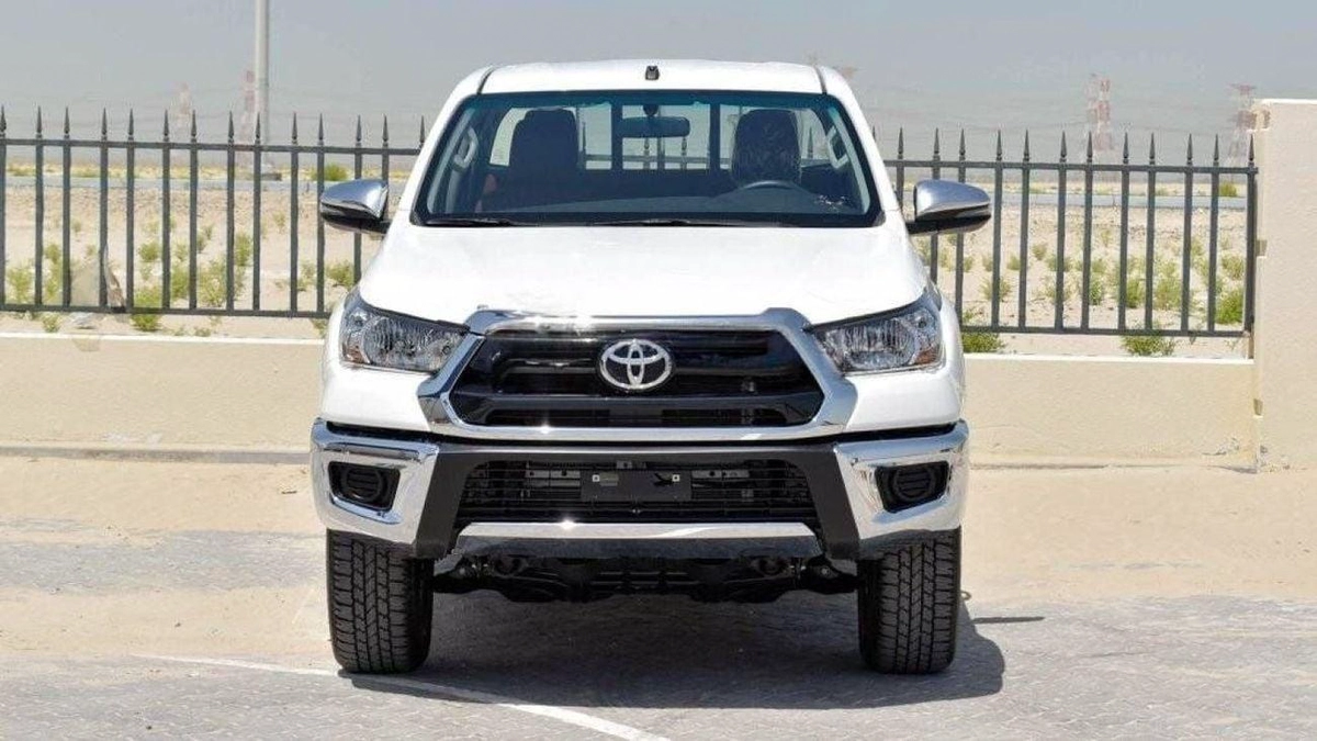 Toyota Hilux SGLX HILUX 2.7L AT PETROL 2024 MED OPTION-1-0