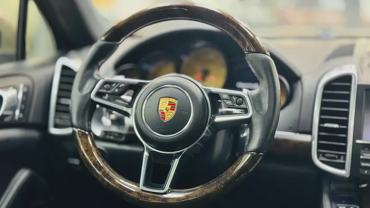 Porsche Cayenne S 2015 GCC Specs-11-11