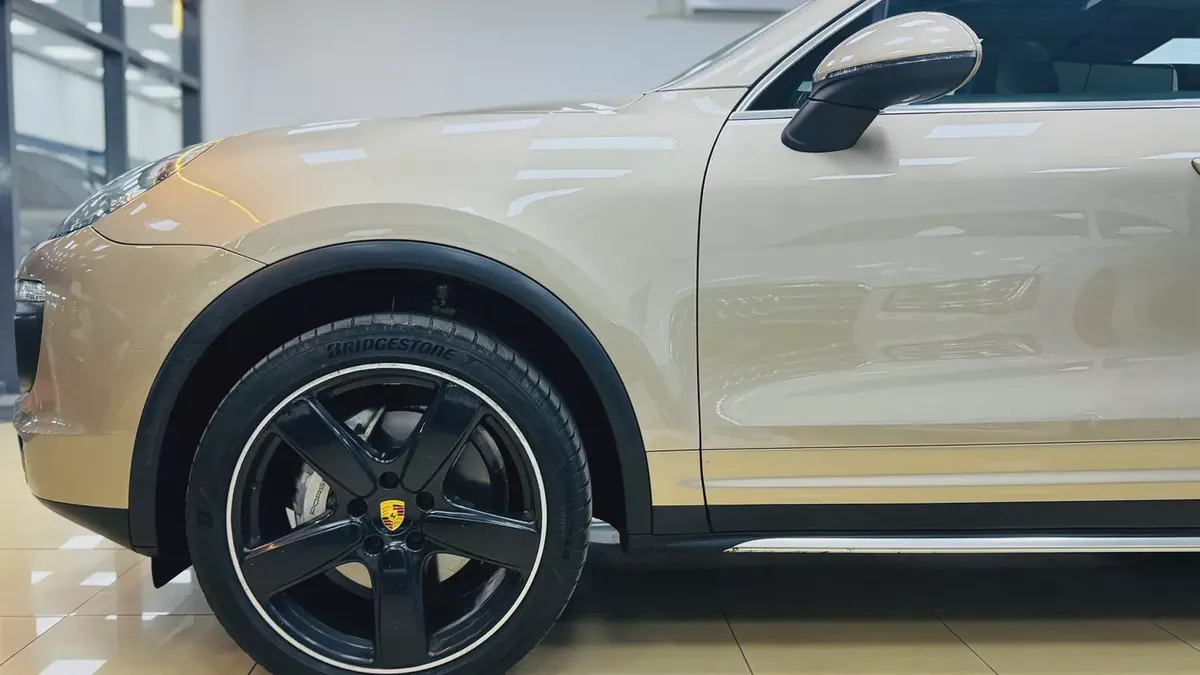 Porsche Cayenne S 2015 GCC Specs-8-8