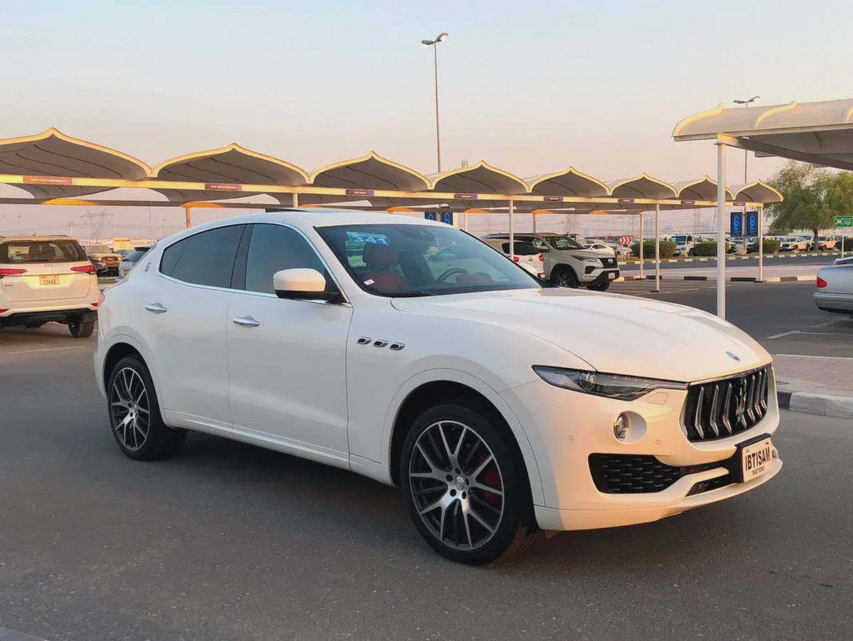 Maserati Levante GranSport 2018 | Japanese Specs | Pristine Condition-2-2
