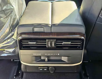 Toyota Land Cruiser GXR TWIN TURBO || 3.5L V6 PETROL | REAR ENTERTAINMENT SCREEN (CODE # GXR3M2)-18