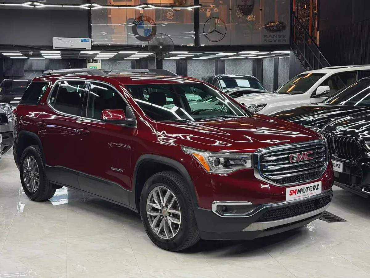 AED 847/ M | 1 Owner | Agency Service History | Original Paint | GCC Specs-1-1
