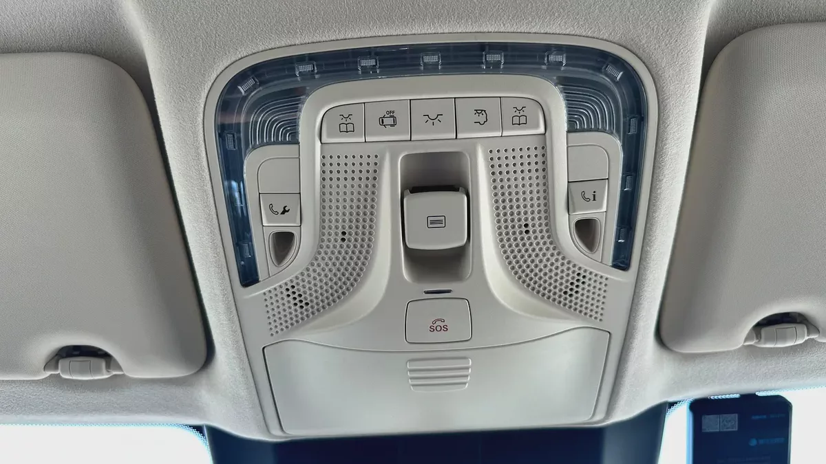Mercedes V260-15-15