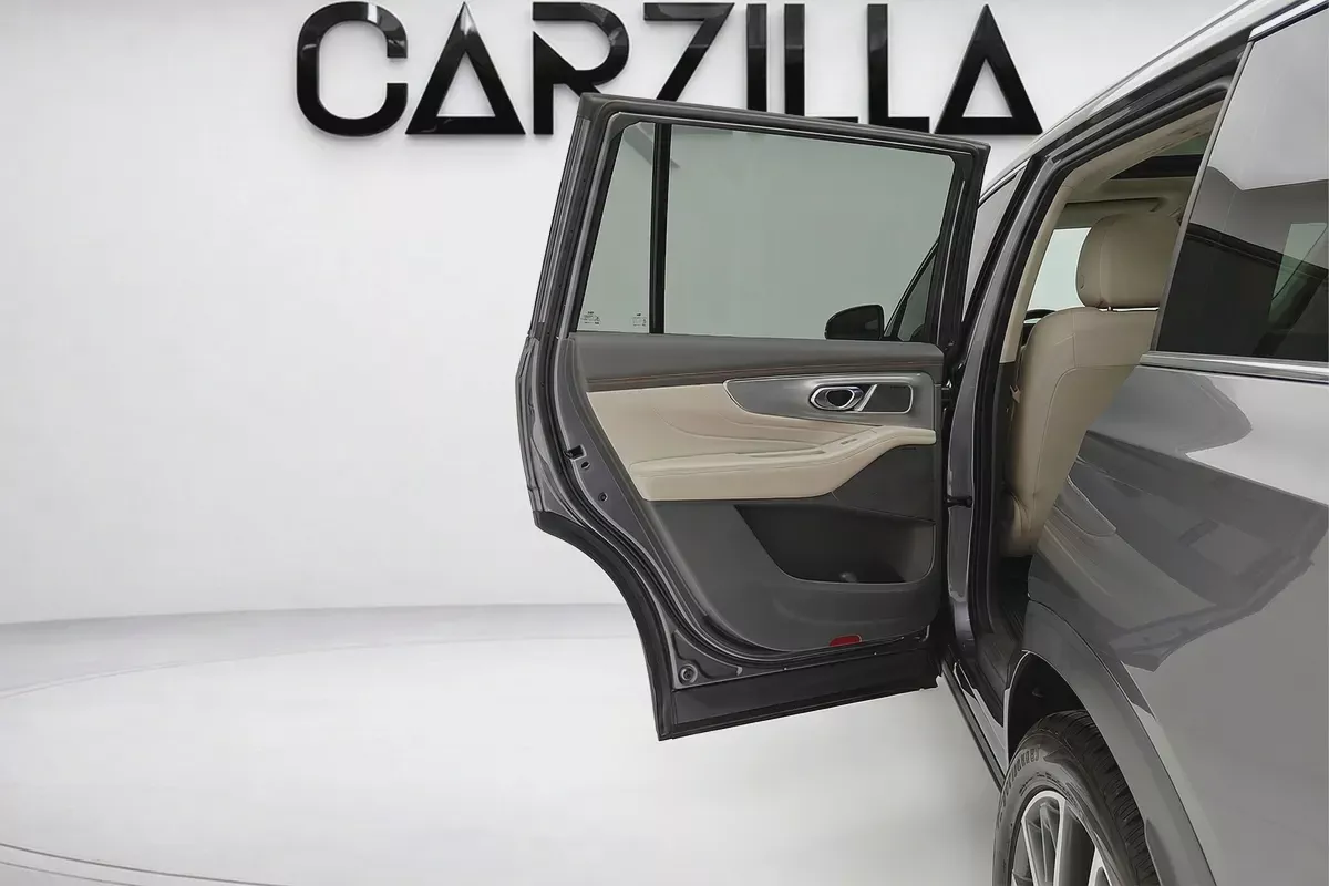 GAC GS8 GX 2023 | 2.0L Turbocharged Engine | AED 960 / Monthly-13-13