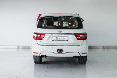 1 YR WARRANTY | GCC | 4.0L | AED 2500 PM-4