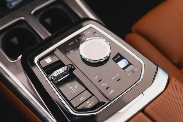 BMW 740i M Sport Individual – 2026 | GCC | Only 3,745 KM | AED 449,000
