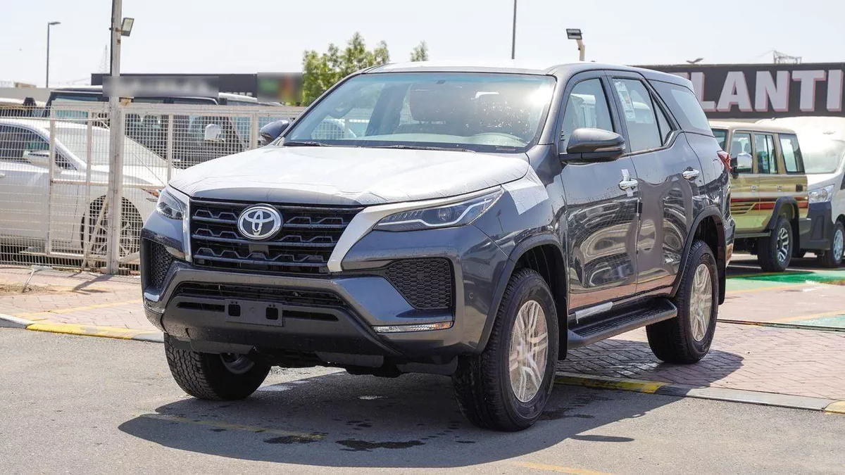 Toyota Fortuner EXR-2-0