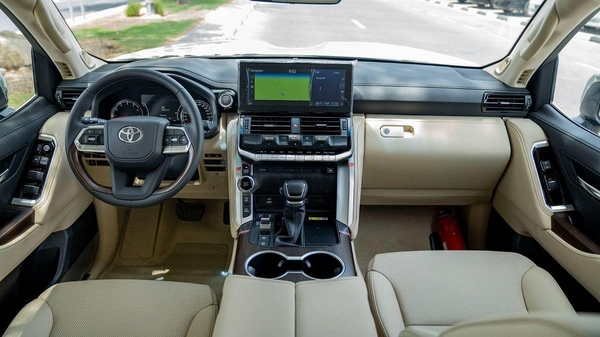 Toyota Land Cruiser VX 3.5L