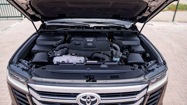 Toyota Land Cruiser VX 3.5L