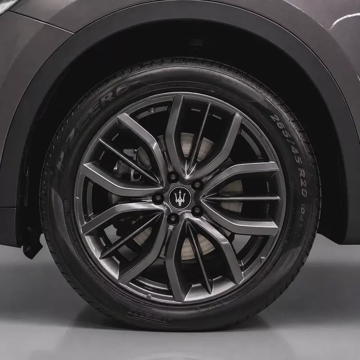 AED 2,299 pm • 0% Downpayment • Maserati Levante Q4 • Agency  Warranty-5-5