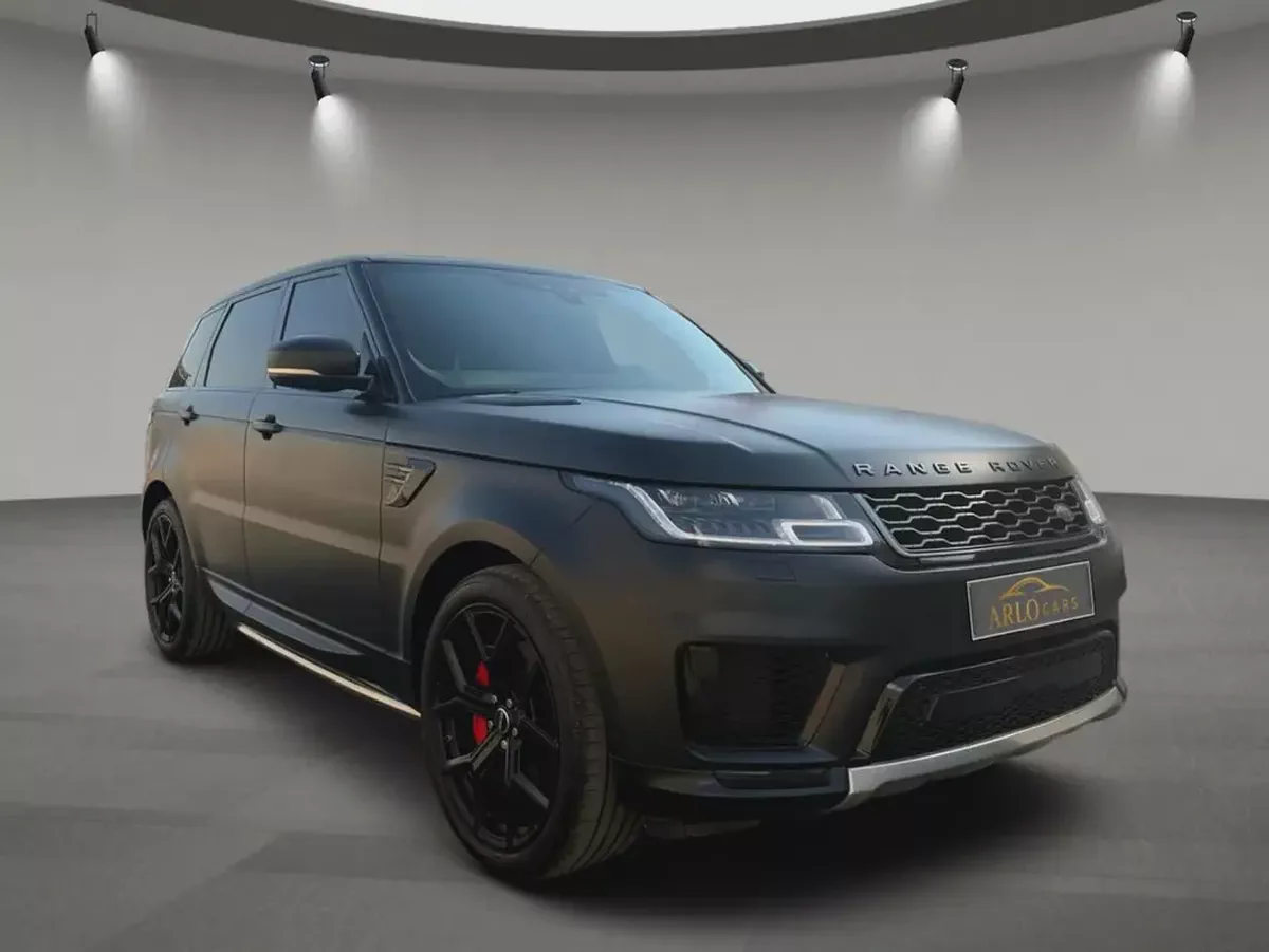 Range Rover Sport HSE Dynamic - Matte Black - Excellent Condition-2-2