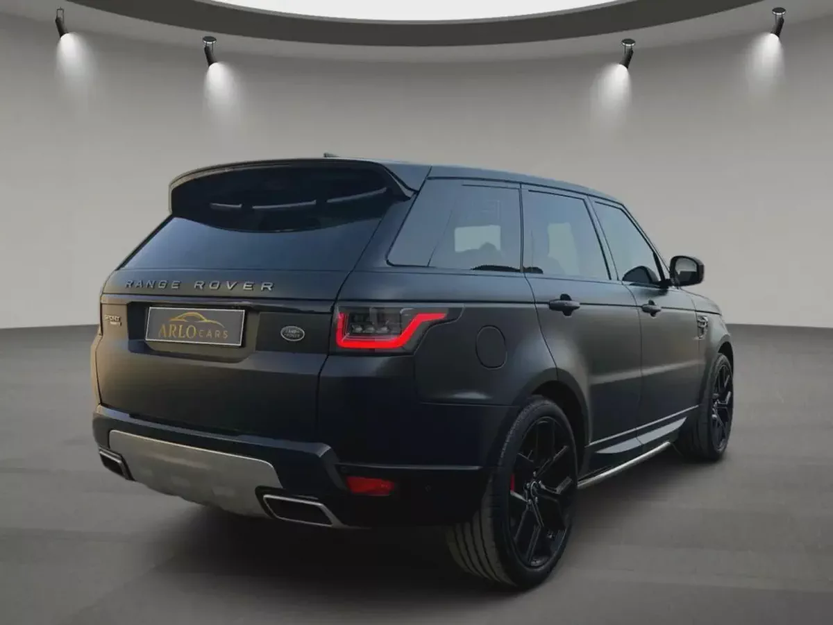 Range Rover Sport HSE Dynamic - Matte Black - Excellent Condition-4-4