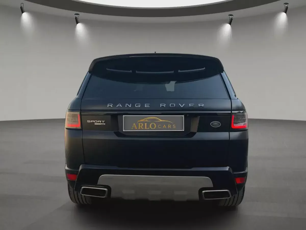 Range Rover Sport HSE Dynamic - Matte Black - Excellent Condition-5-5