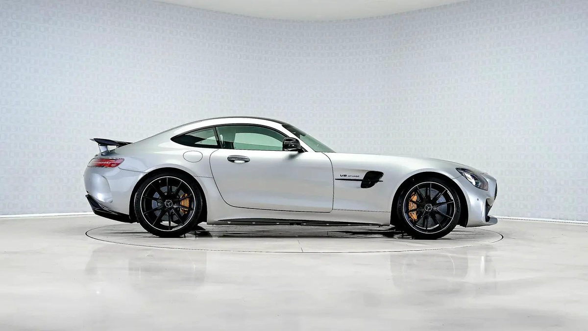 Mercedes-Benz AMG AMG-GT R-2-2