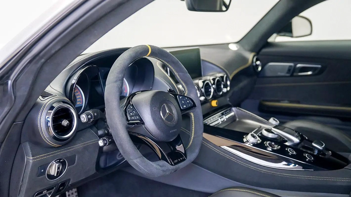 Mercedes-Benz AMG AMG-GT R-8-8