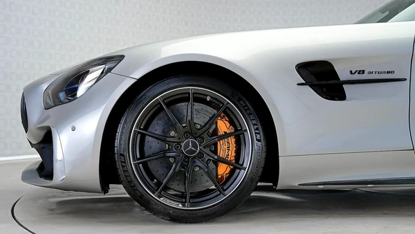 Mercedes-Benz AMG AMG-GT R