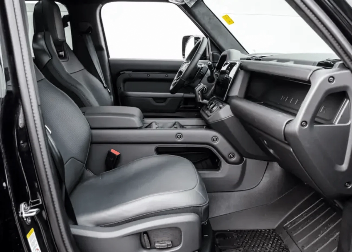 Land Rover Defender OCTA P635 Brand New V8 Export Offer