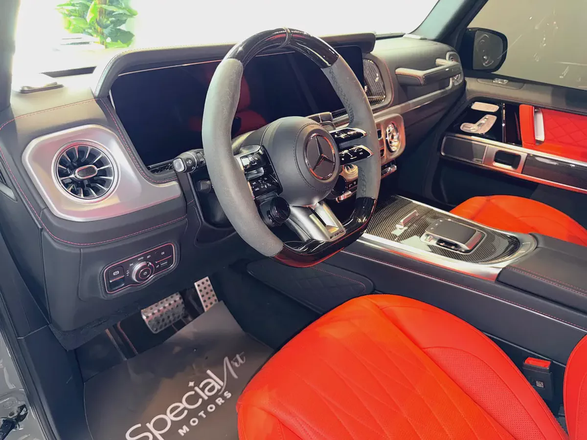 Mercedes-Benz G63 AMG / 2025 / 13,000KM / European Specs-3-3
