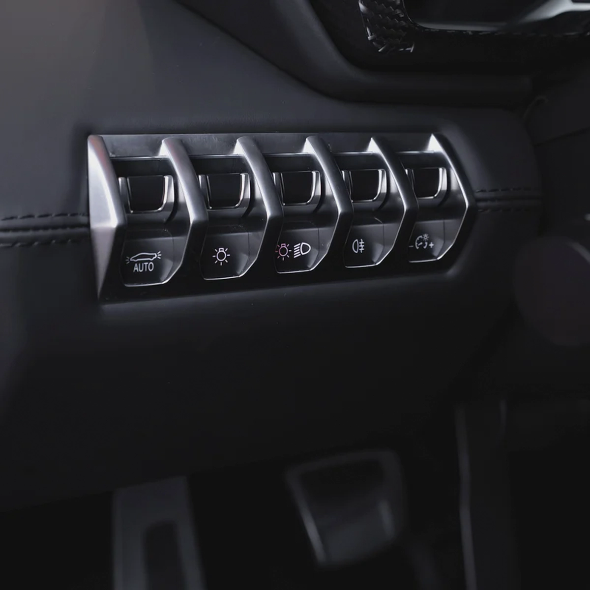 2014 LAMBORGHINI AVENTADOR 50th Anniversary Edition ( with Special Exhaust) DONE ONLY 7000KM-13-13