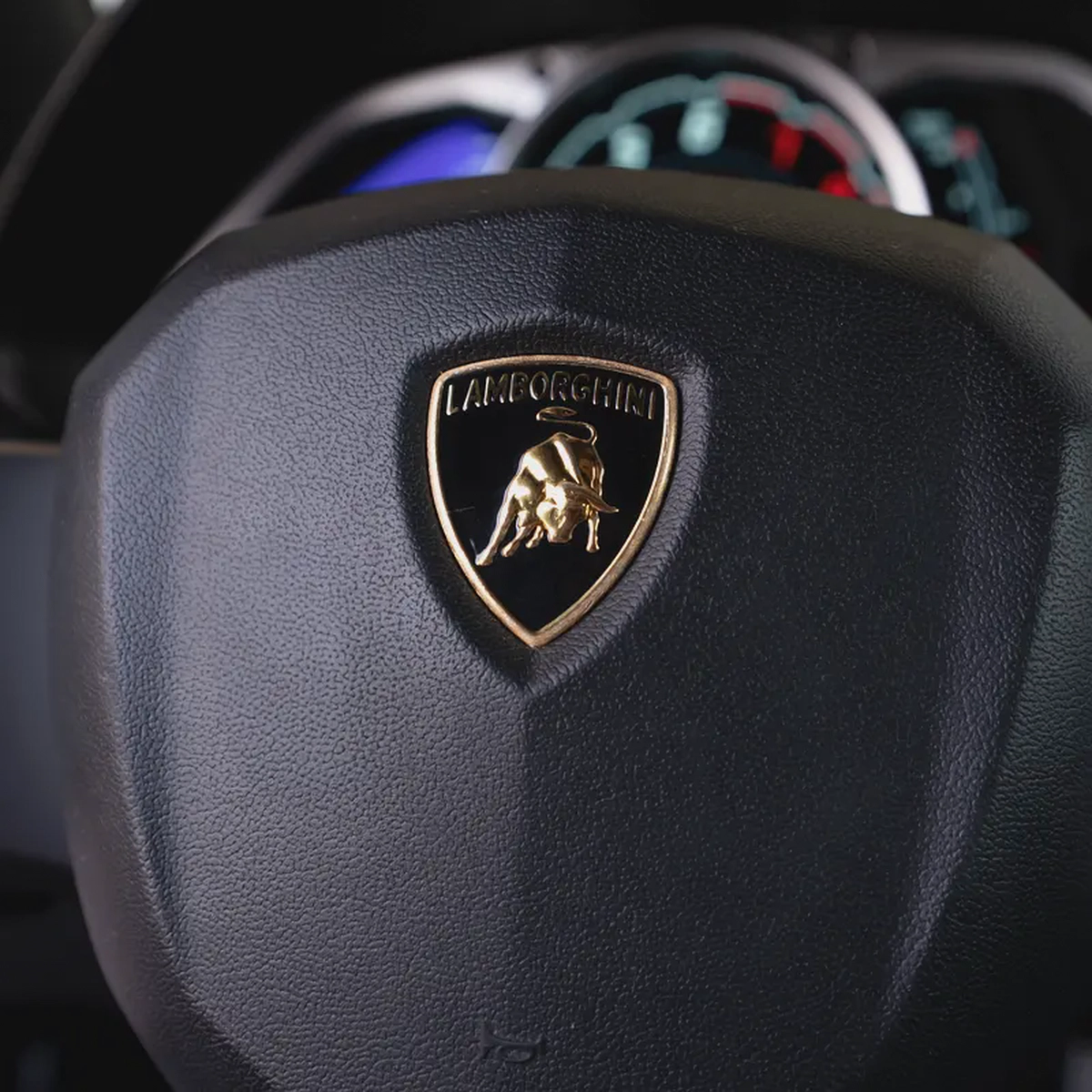 2014 LAMBORGHINI AVENTADOR 50th Anniversary Edition ( with Special Exhaust) DONE ONLY 7000KM-15-15