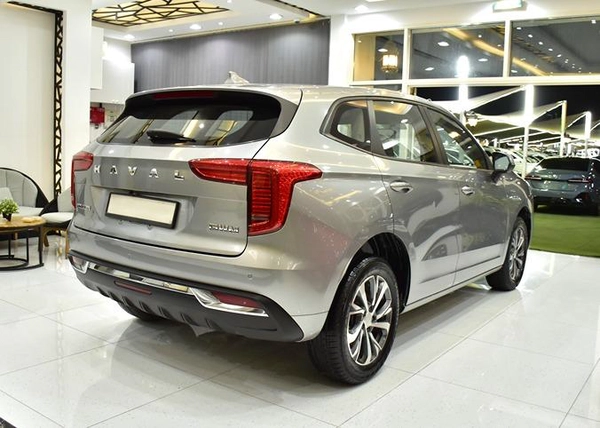 Haval Jolion ( 2023 Model ) in Silver Color GCC Specs