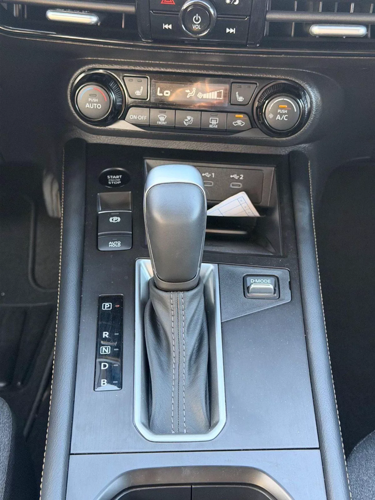 Nissan Kicks SV 2025-6-0