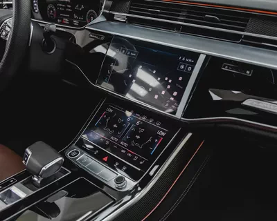AUDI A8L 55 TFSI QUATTRO - 2023 - GCC - 35,000 km - UNDER WARRANTY AND SERVICE CONTRACT-12
