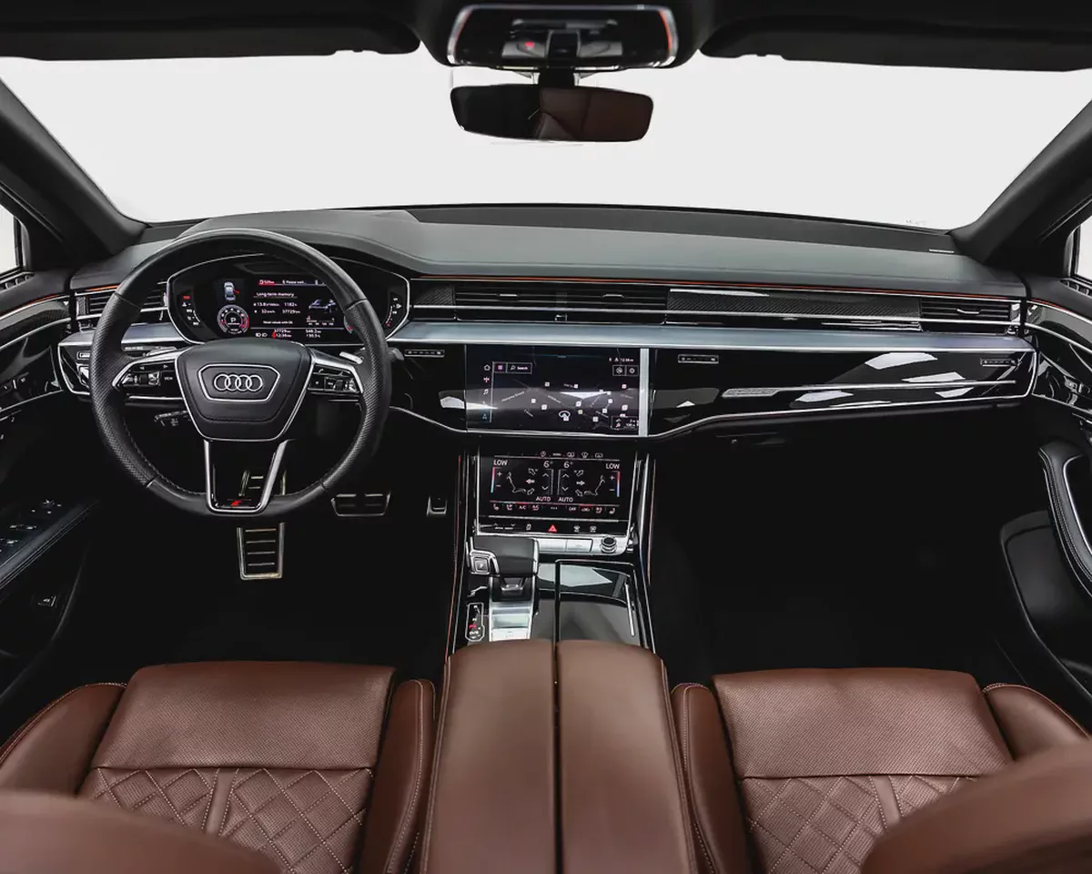 AUDI A8L 55 TFSI QUATTRO - 2023 - GCC - 35,000 km - UNDER WARRANTY AND SERVICE CONTRACT-6-6
