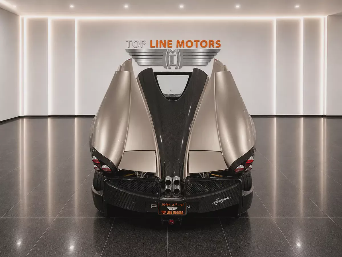 Pagani Huayra, GCC, 1 of 100 in the world, amazing specs, beautiful color combination, New tyres.-2-2