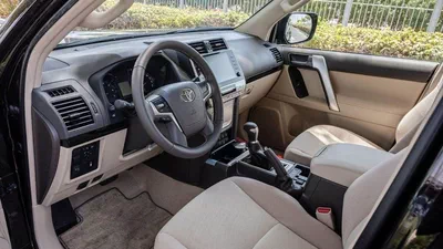 Toyota Prado GXR 4.0P AT MY2023 - BLACK-13