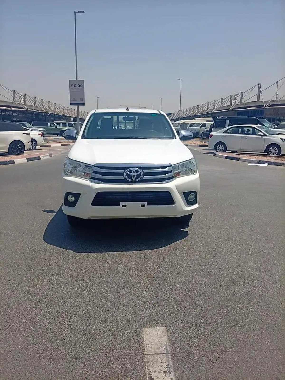 Automatic Gear Toyota Hilux 4x2 Double Cab 2020 GCC Specs-2-2