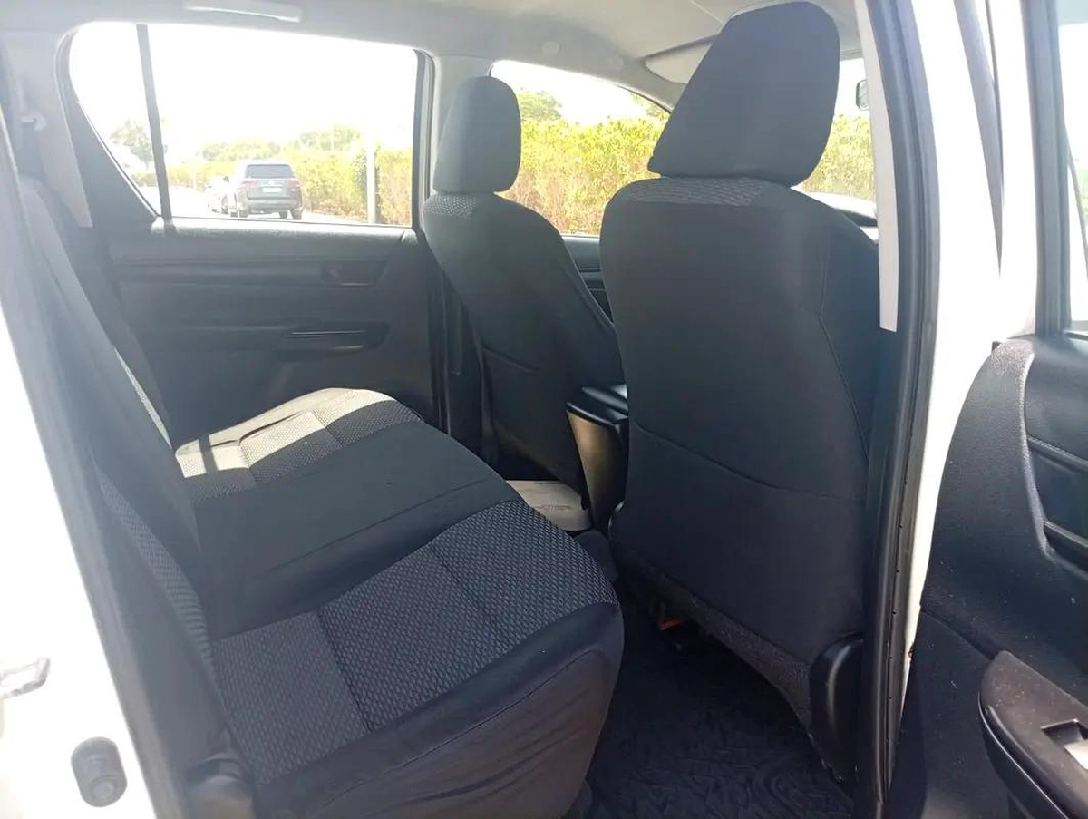 Automatic Gear Toyota Hilux 4x2 Double Cab 2020 GCC Specs-10-10
