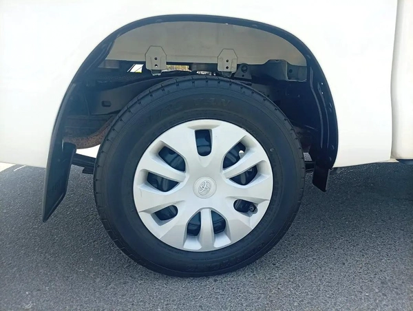 Automatic Gear Toyota Hilux 4x2 Double Cab 2020 GCC Specs